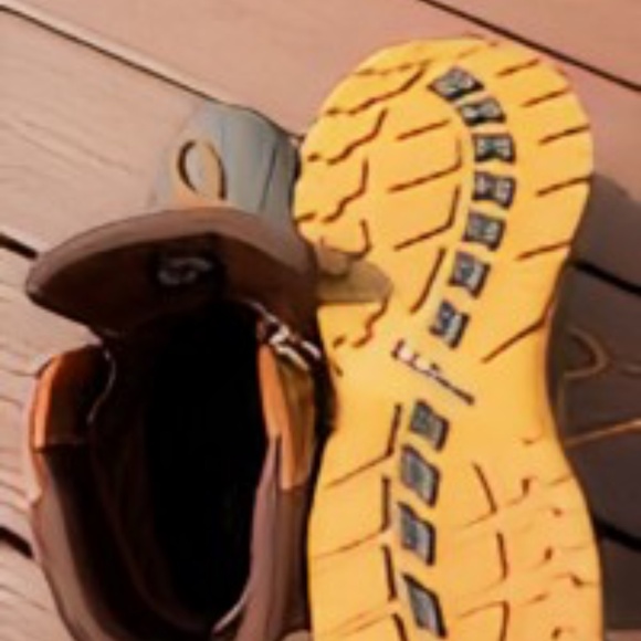 L.L. Bean Women’s Storm Chasers Insulated Waterproof Leather Boots Size 9.5 - Picture 4 of 10